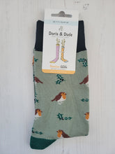 Load image into Gallery viewer, Green Robin Socks (size 7-11)
